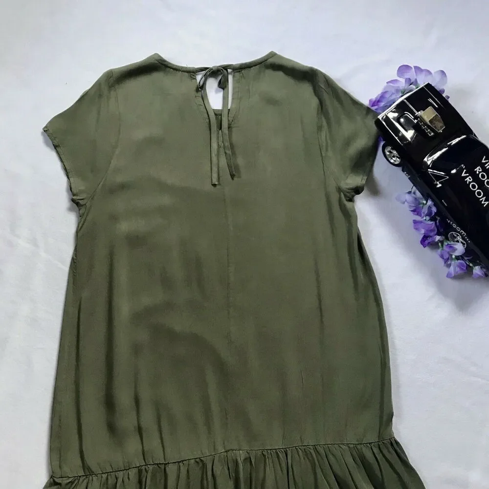 Crazy 8 nwt olive